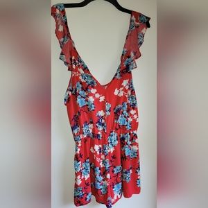 Bebob floral short jumpsuit, Juniors Size L